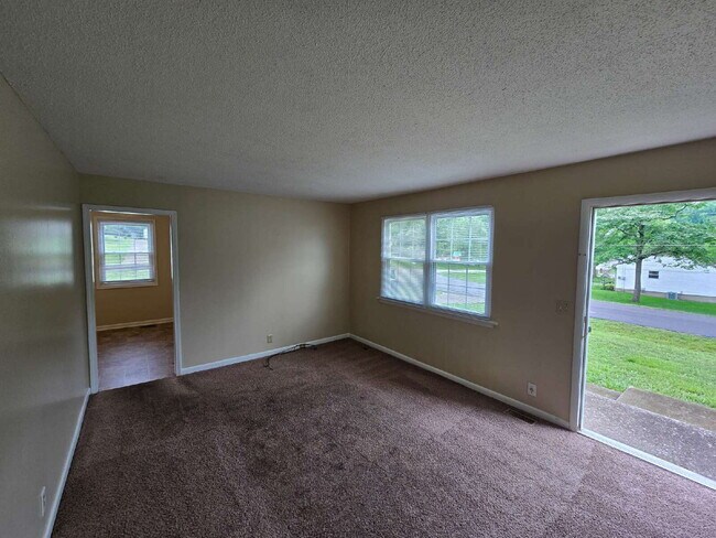 Building Photo - 878 Wedgewood Ct
