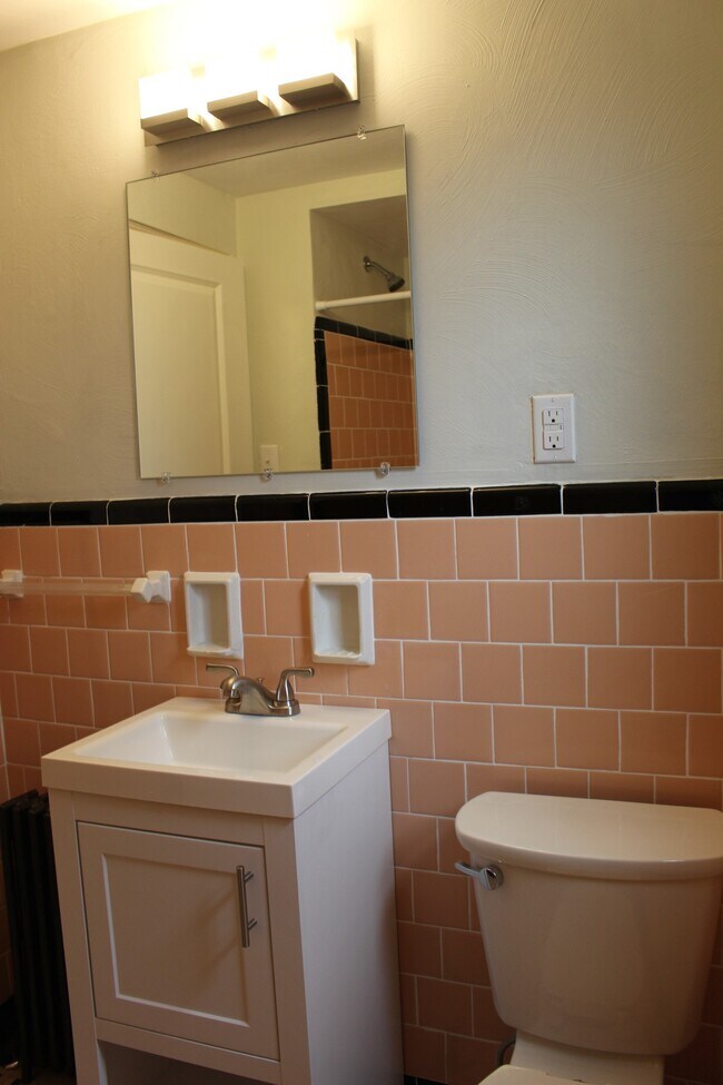 Foto del edificio - Brentwood Manor