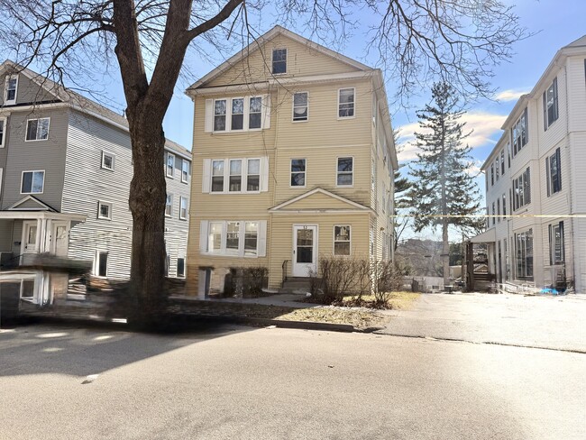 Building Photo - 52 Fairfax Rd