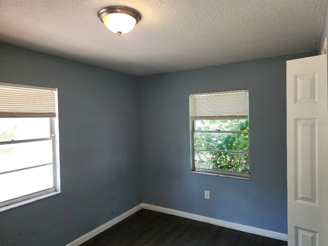 Building Photo - 238 Babson Dr