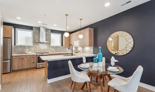 Foto del edificio - 2870 Tremont Pl