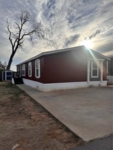 Building Photo - 3200 S Highland Park Dr