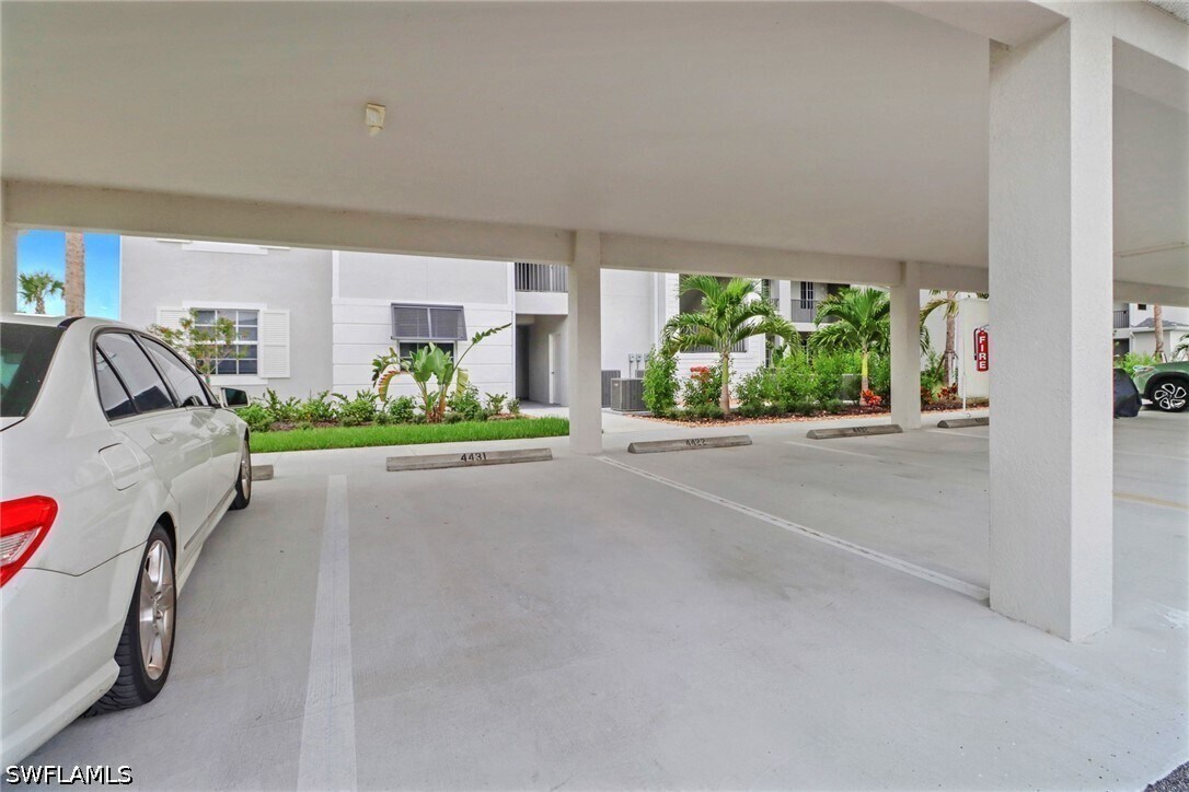 Foto del edificio - 5715 Double Eagle Cir