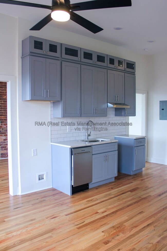 Building Photo - 6 Zebulon Street