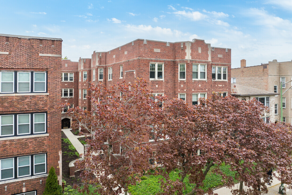 Building Primary - 5638-5642 N Kimball Ave