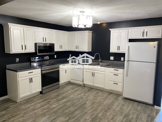 Foto del edificio - 10637 N Locust Ct