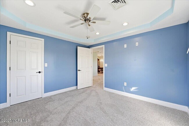 Foto del edificio - 674 Park Ave