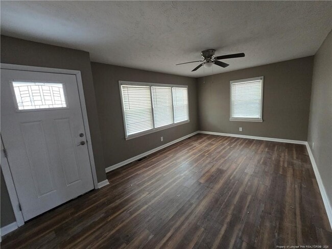 Foto del edificio - 2517 Vestal Ave