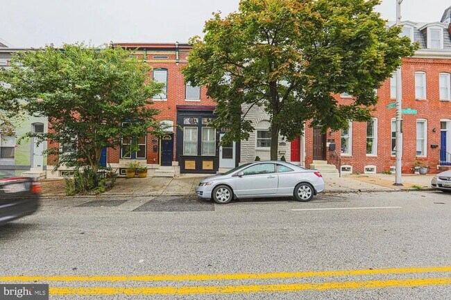 Foto del edificio - 127 N Patterson Park Ave
