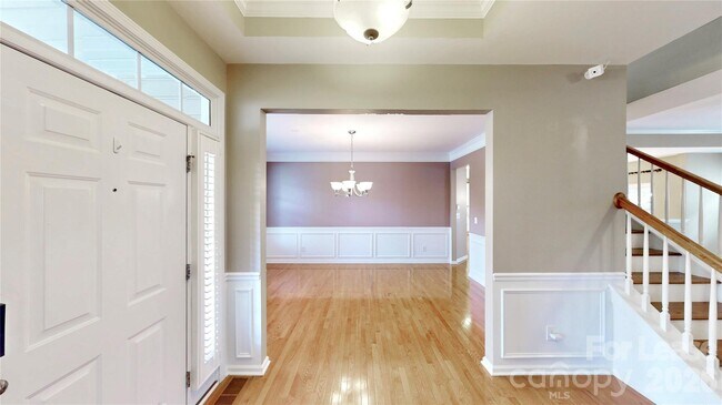 Building Photo - 1505 Aringill Ln