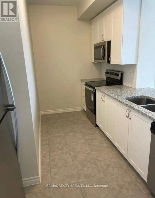 Photo du bâtiment - 349 Rathburn Rd W