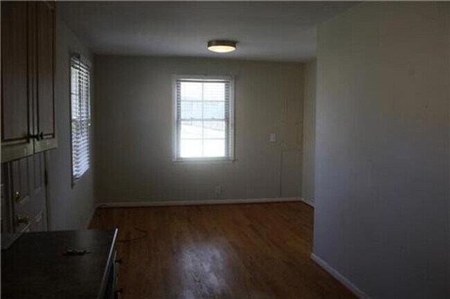 Foto del edificio - Cozy Sylvan Heights Home