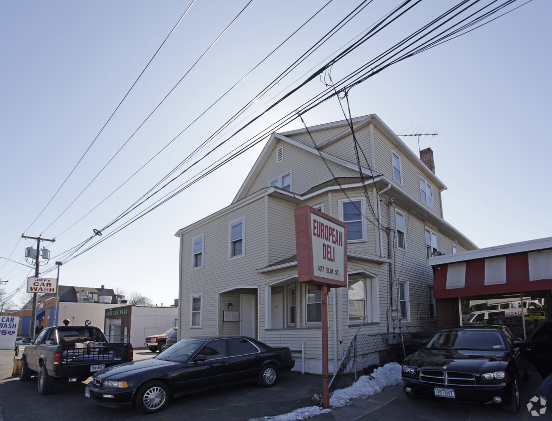 Primary Photo - 433 Elm St
