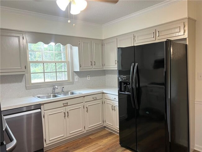 Foto del edificio - 8505 Bells Ferry Rd