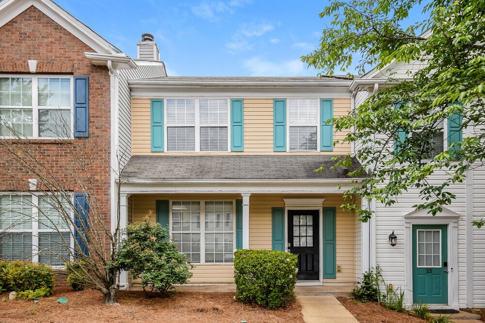 Primary Photo - 23 Highoak Dr