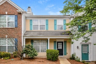 Building Photo - 23 Highoak Dr