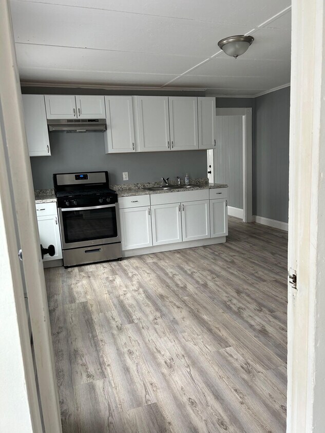 Foto principal - 358 Elm St