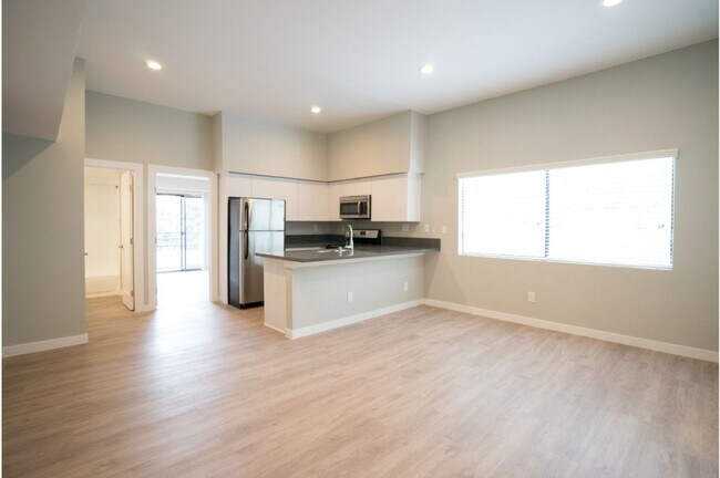 Foto del interior - 3426 West 1st St