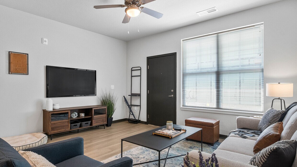 Authentix Quincy Street Apartments in Holland, MI