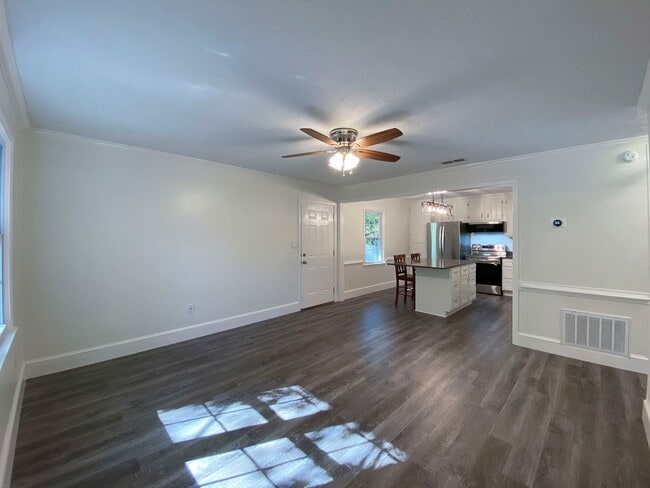 Foto del edificio - 205 Park Ridge Dr