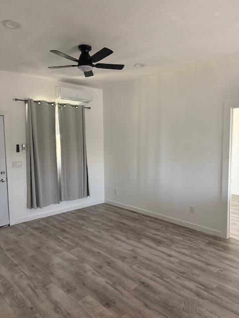Foto del edificio - 33495 Cathedral Canyon Dr