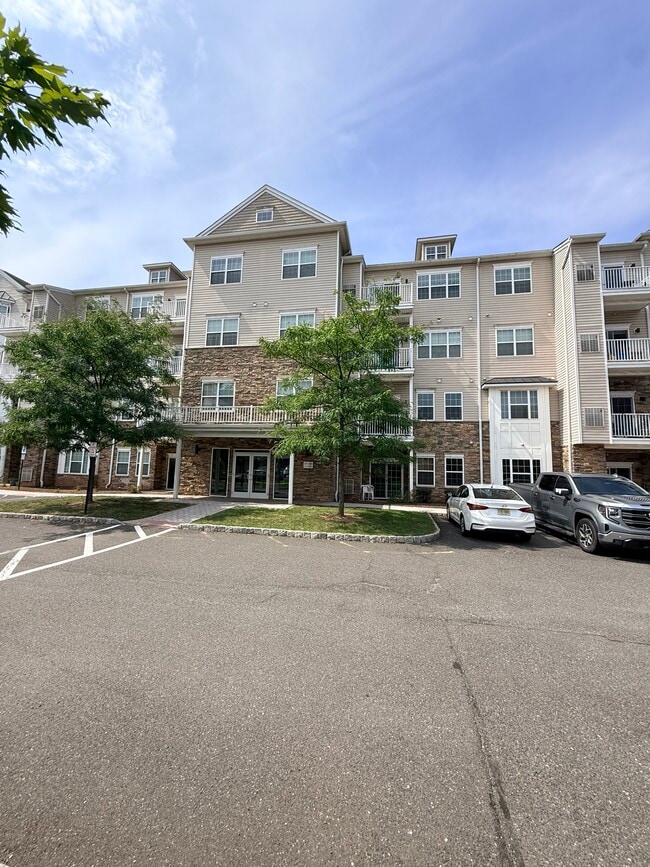 Building Photo - 226 Luca Dr