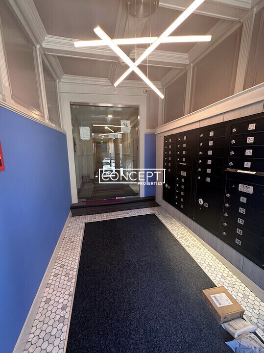 Building Photo - 11 Peterborough St