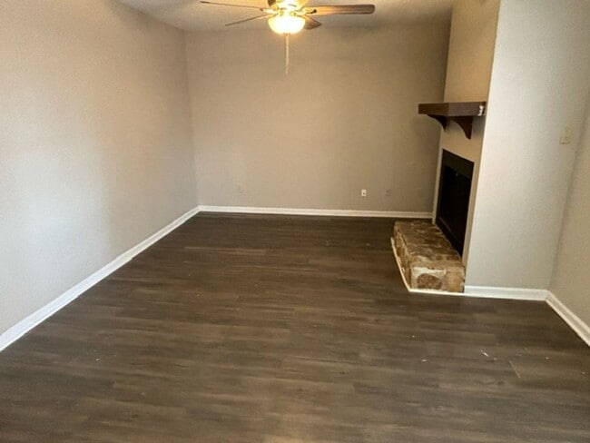 Building Photo - 3108 Sundance Cir