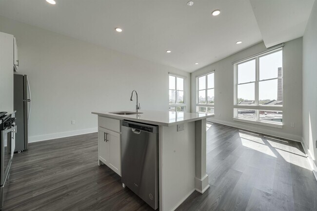 Foto del edificio - 660 Grand St