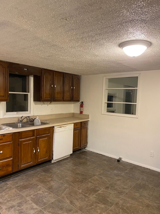 Building Photo - 8924 OH-49