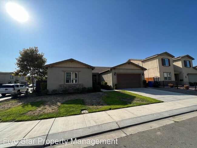 Building Photo - 4 br, 2.5 bath House - 2361 Stephen Robert Ln
