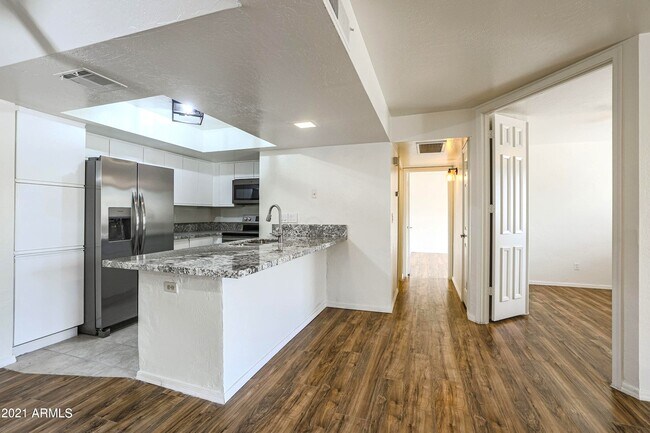 Building Photo - 2935 N 68th St