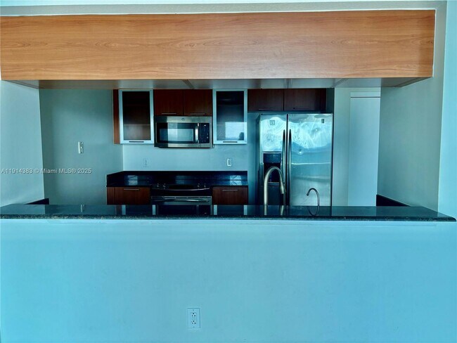 Foto del edificio - 1800 N Bayshore Dr