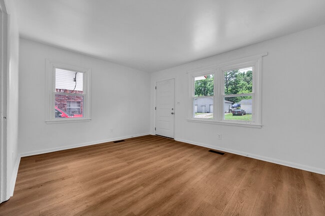 Foto del edificio - 208 17th Ave SW