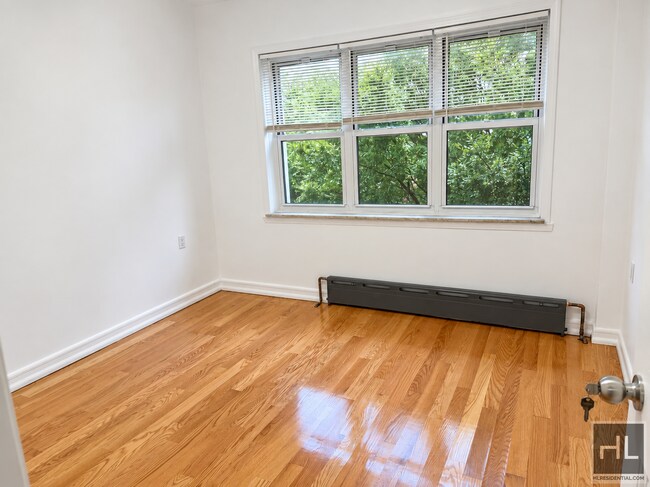 Foto del edificio - BAY RIDGE AVENUE