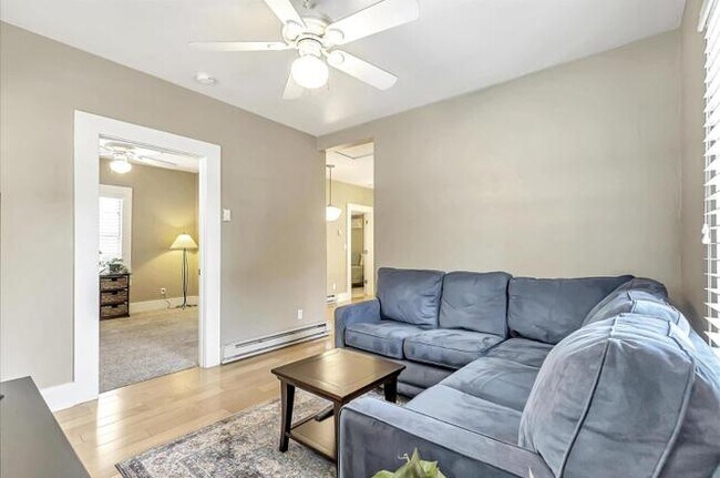 Foto del edificio - 1358 Fremont St