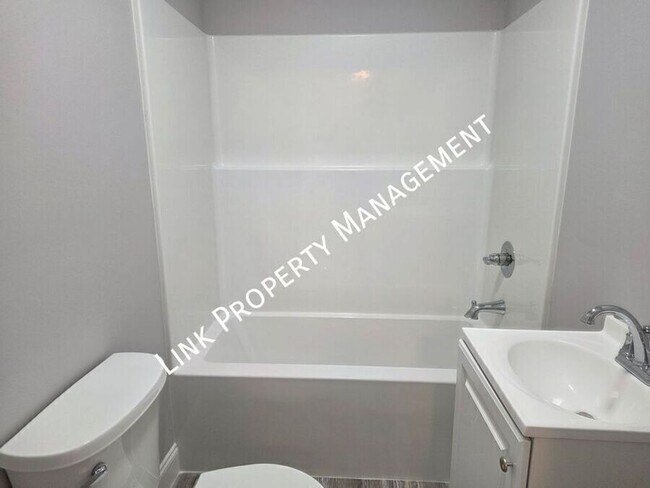 Foto del edificio - 6108 Ramsey Rd