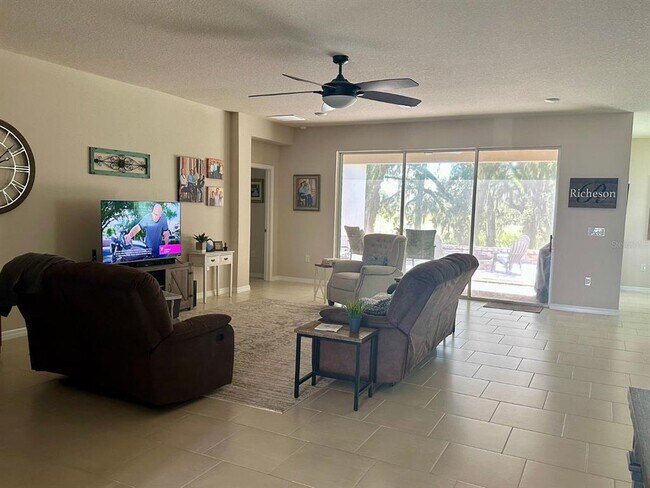 Foto del edificio - 10931 Fallon Haze Cir