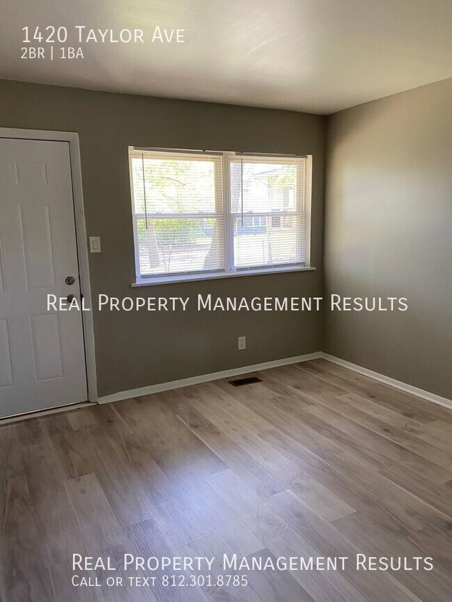 Foto del edificio - 2 Bedroom, 1 Bath Duplex East Side