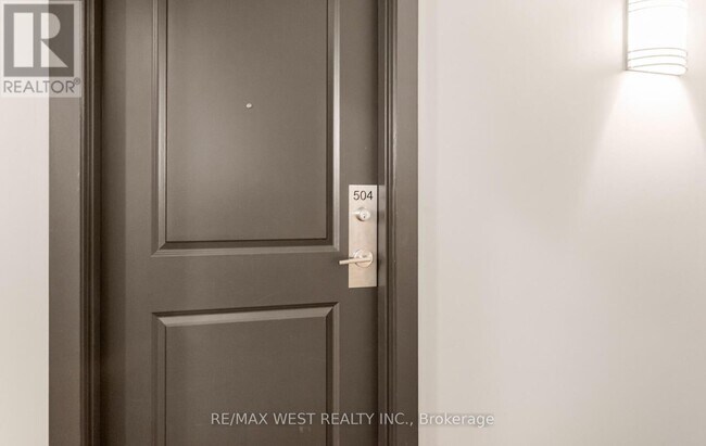 Photo du bâtiment - 427 Aberdeen Ave