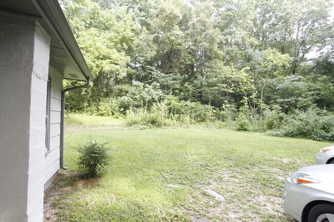 Back yard - 489 Crest Dr