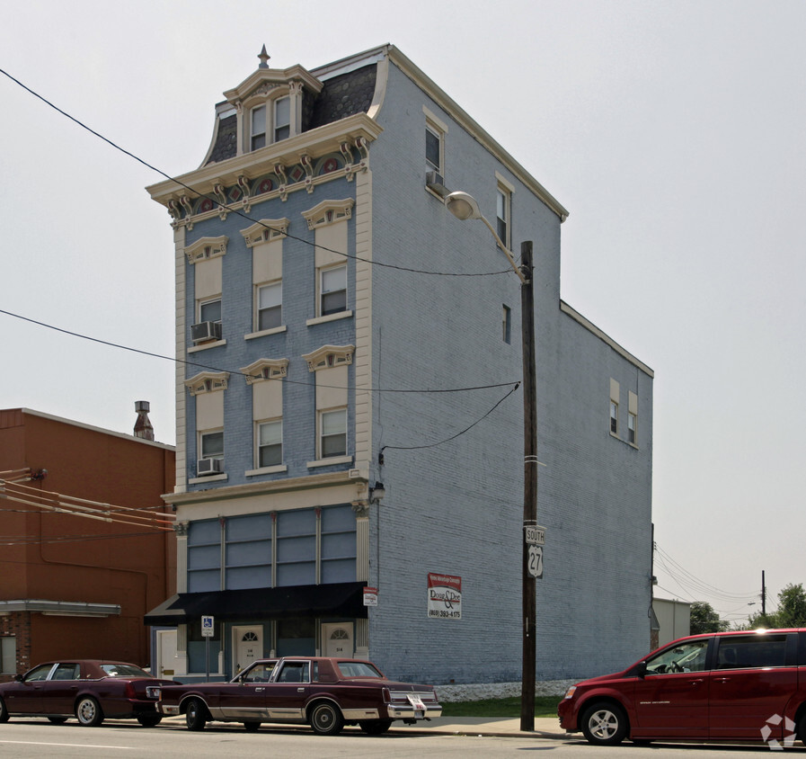 Primary Photo - 514 York St