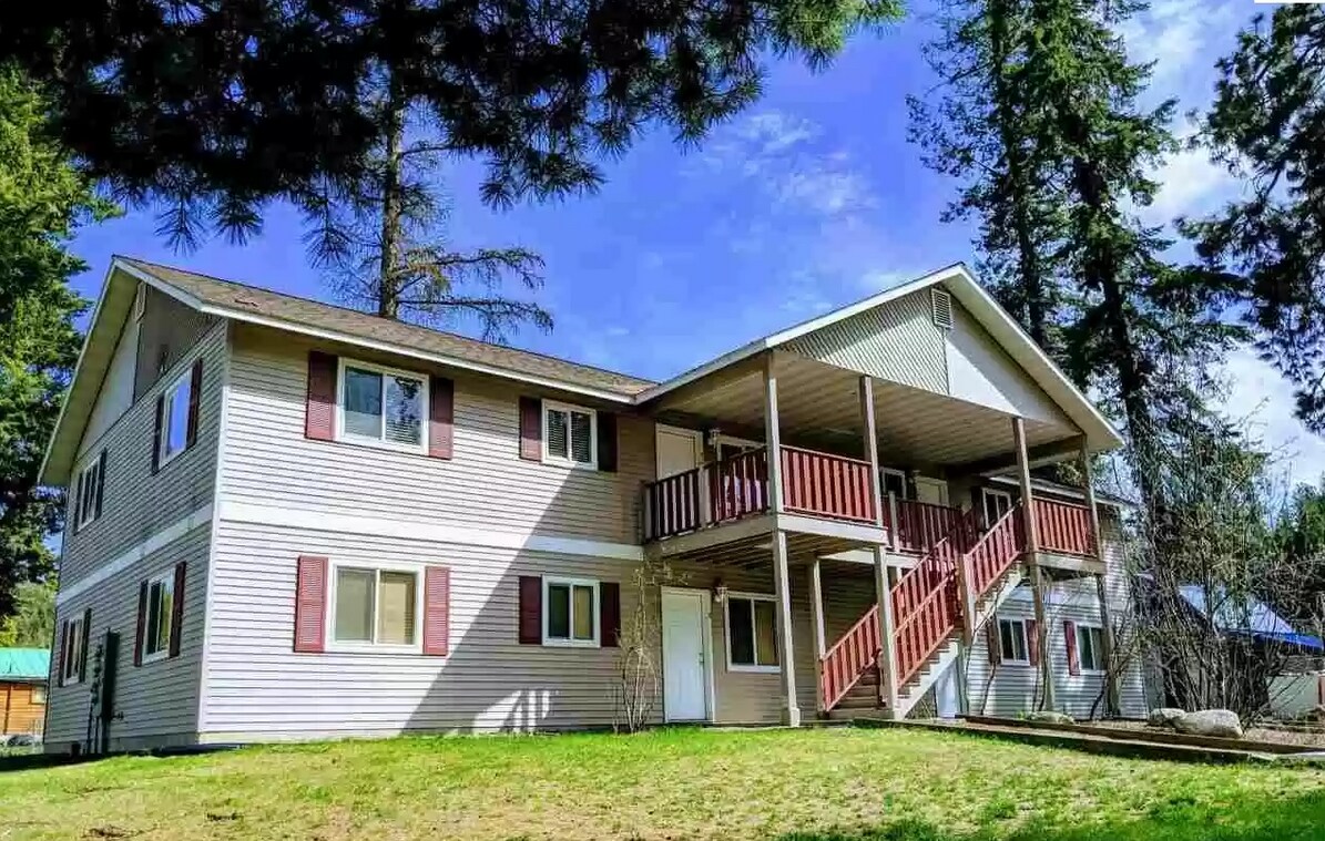 6803 Tamarack Dr Unit 3, Bonners Ferry, ID 83805 Apartments in Bonners Ferry, ID