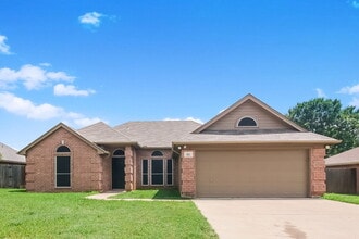 Building Photo - 512 Arbor Ln