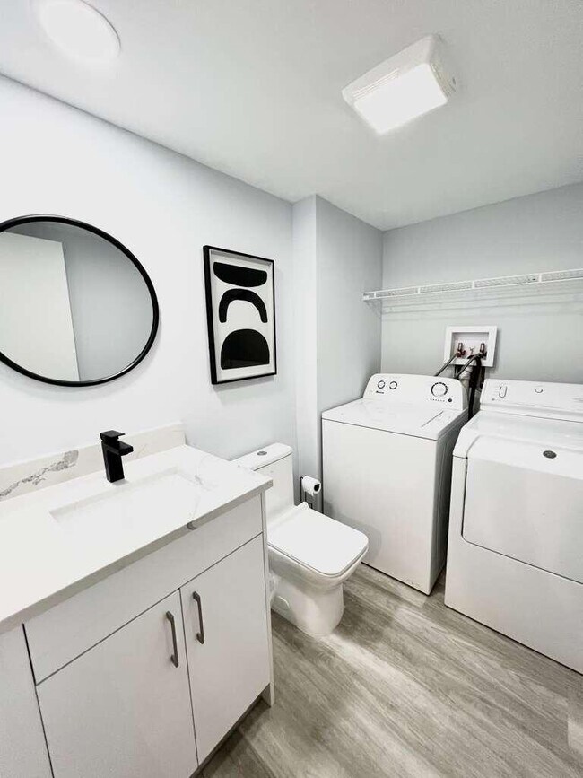 Foto del edificio - 118 1st Terrace