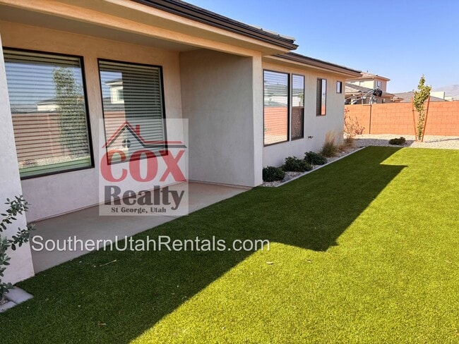 Building Photo - Beautiful 4 bed home in Little Valley Sing...