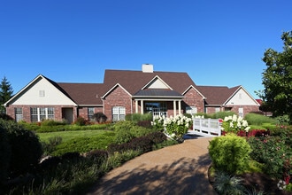 Waterways Apartments photo'