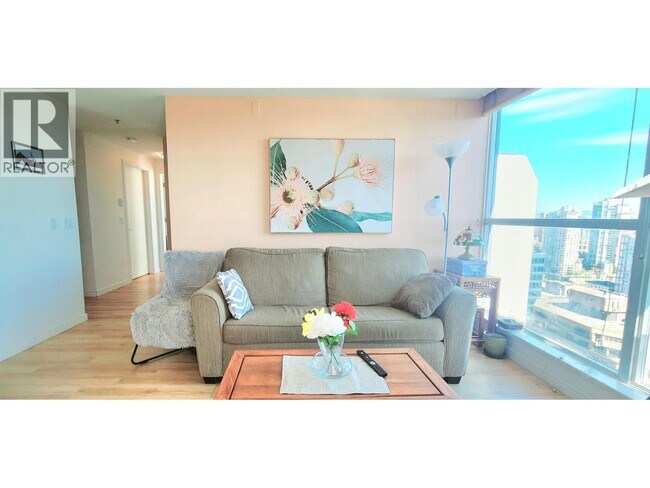 Photo du bâtiment - 1068 Hornby St