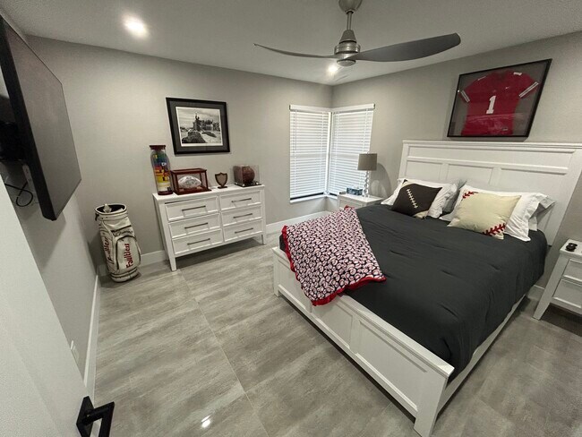 Building Photo - 16992 Timberlakes Dr