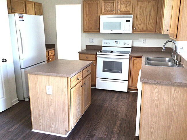 Foto del edificio - 1001 Finley Ct